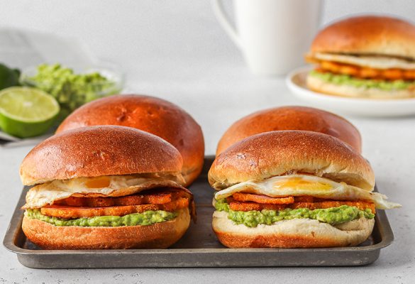 Peameal bacon, guac & egg Burger